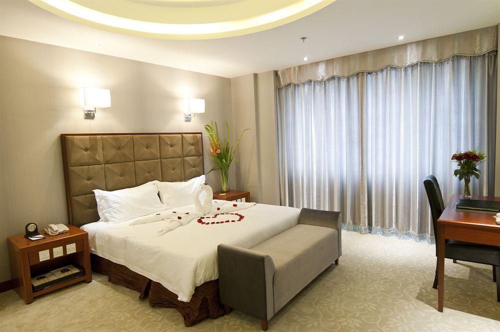 Ya'Ao International Hotel Пекин Екстериор снимка